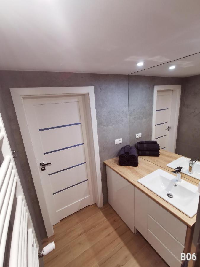 Apartamenty Rodzinne Deluxe, Suite W Budynku Baltin サルビノボ エクステリア 写真