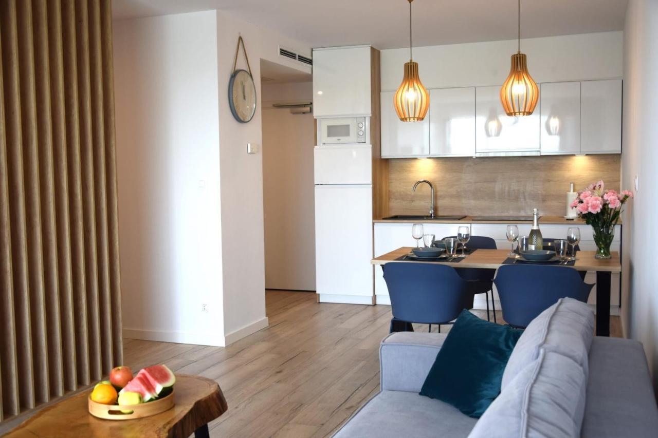 Apartamenty Rodzinne Deluxe, Suite W Budynku Baltin サルビノボ エクステリア 写真