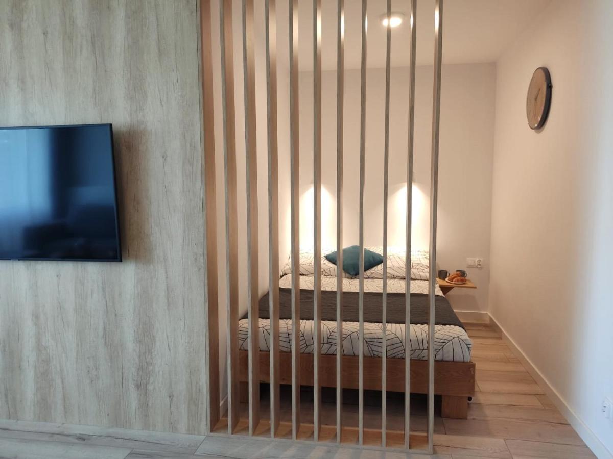 Apartamenty Rodzinne Deluxe, Suite W Budynku Baltin サルビノボ エクステリア 写真