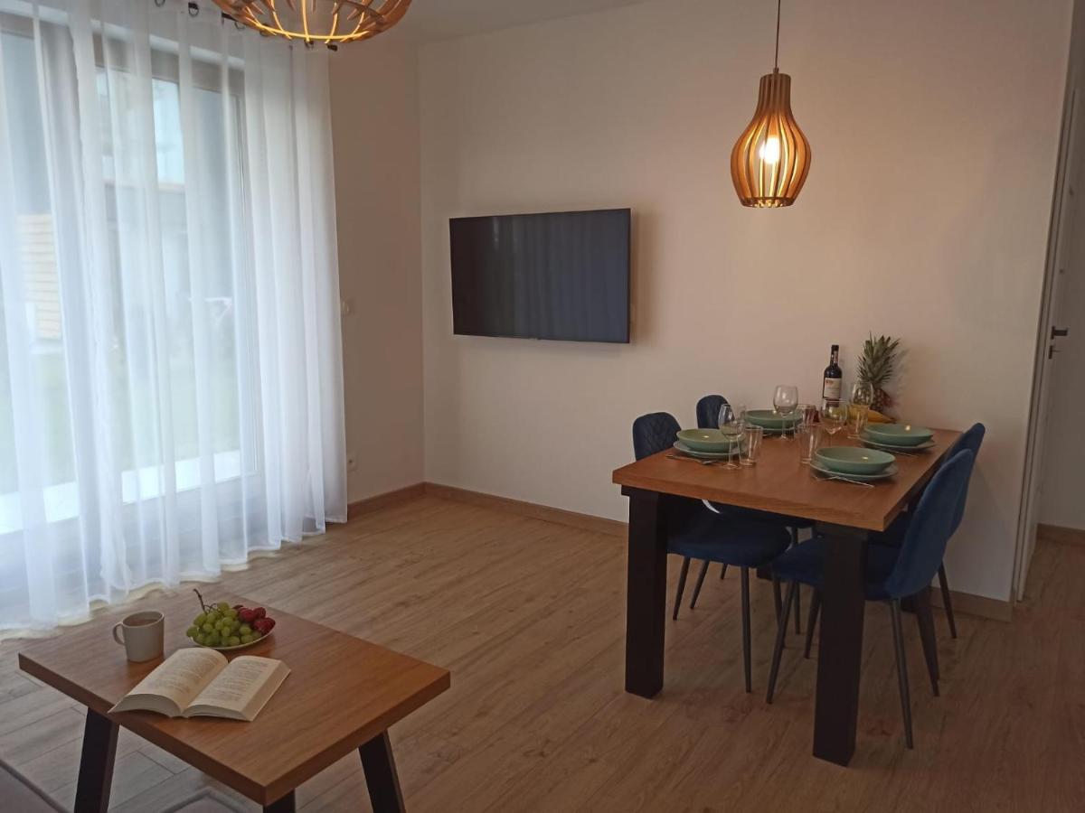 Apartamenty Rodzinne Deluxe, Suite W Budynku Baltin サルビノボ エクステリア 写真