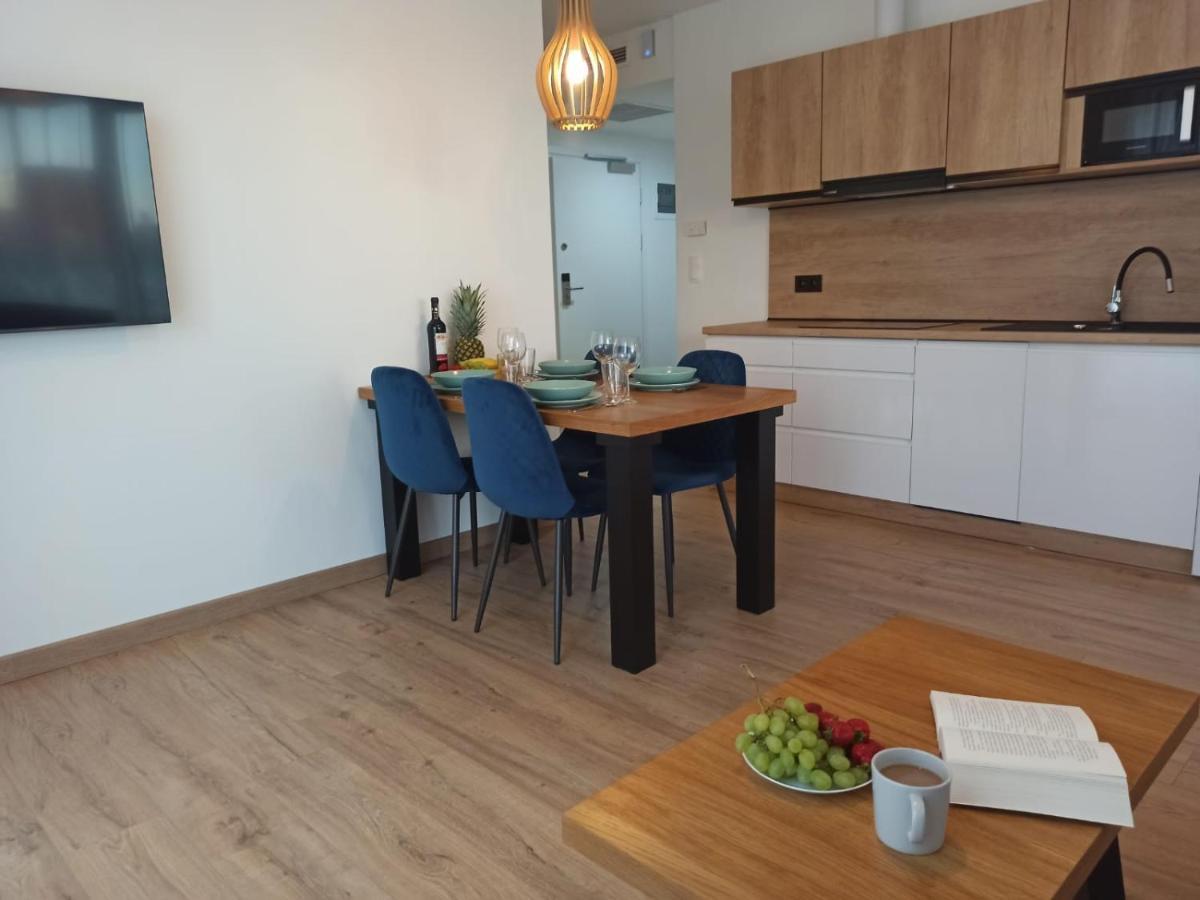 Apartamenty Rodzinne Deluxe, Suite W Budynku Baltin サルビノボ エクステリア 写真
